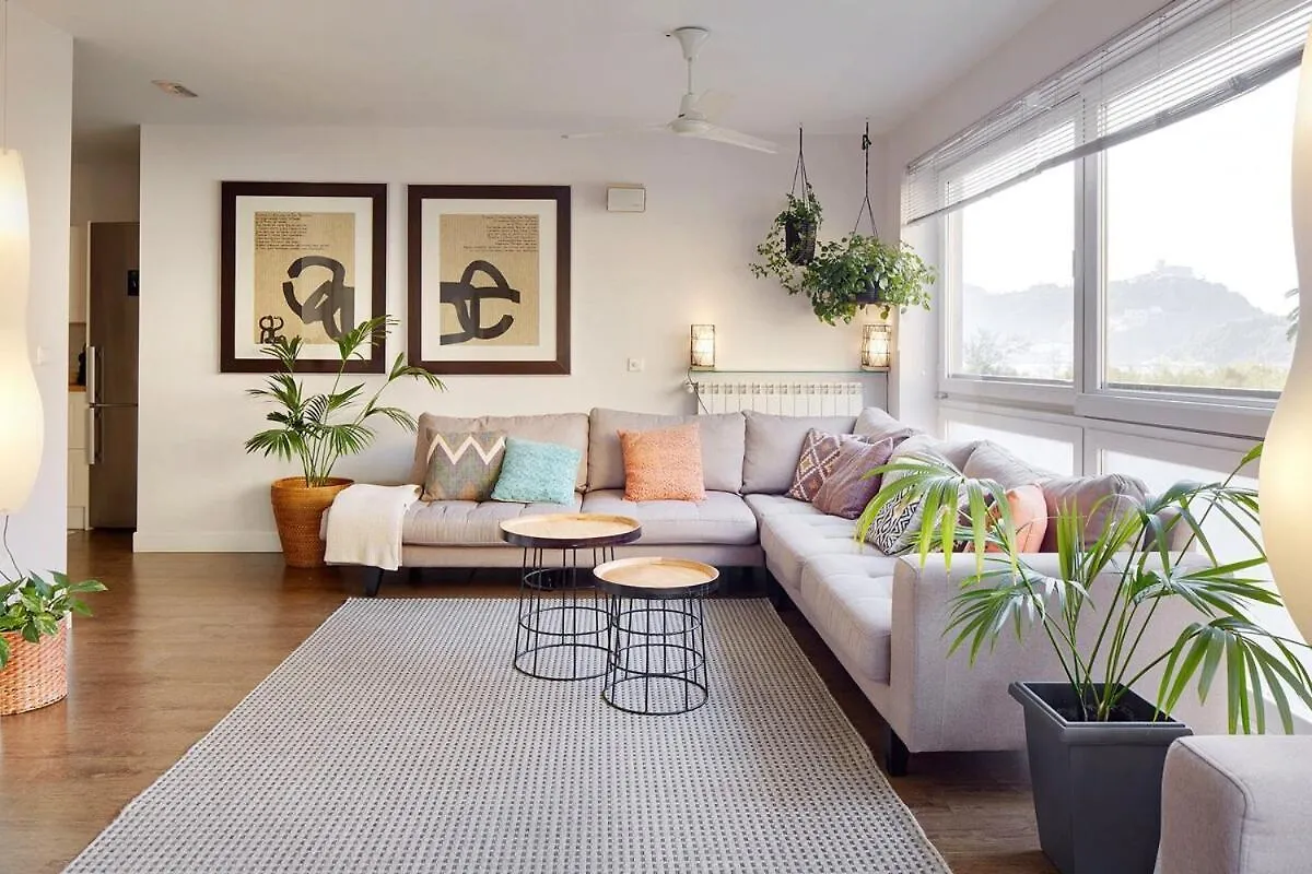 Heart Of San Sebastian⎮Walk Score 99⎮3 Baths Lejlighed